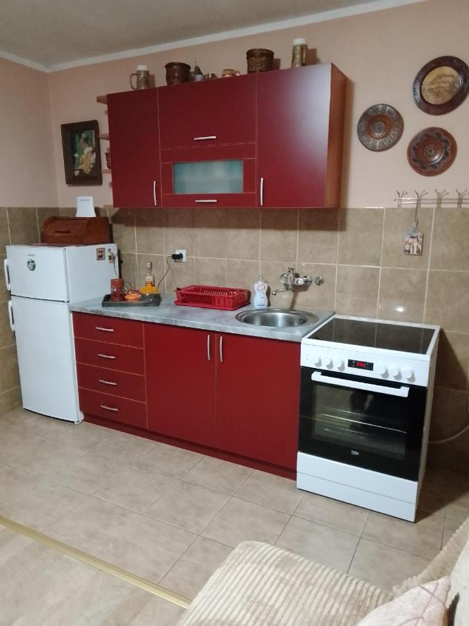 Galerija Jovanovic Topola Ngoại thất bức ảnh
